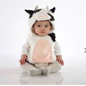 Pottery barn kids cow costume